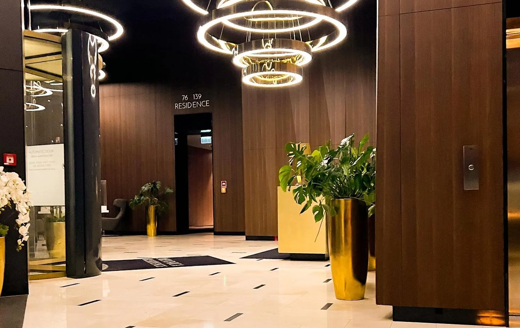 Lejlighed 3 Rooms In Mennica Residence Warszawa Polen